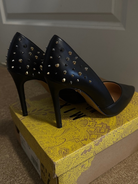 Mix No. 6 Shoes - Mix No. 6 Black Pointed-Toe Studded Stiletto Pumps